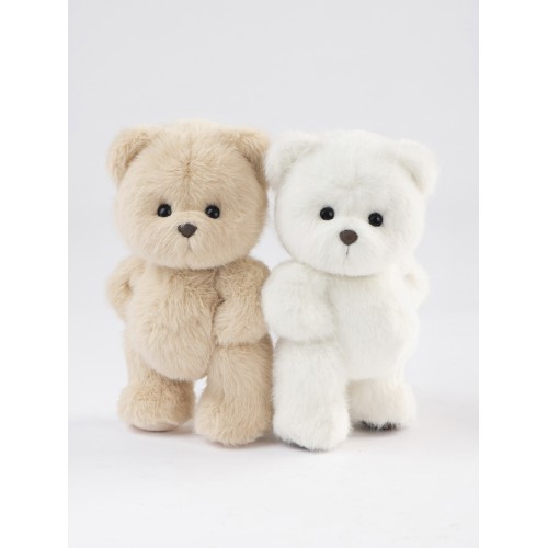 Авторская мягкая игрушка Lina Медведь (длинная шерсть) S (±20 см) белый цвет Авторская мягкая игрушка Lina Медведь (длинная шерсть) S (±20 см) белый цвет