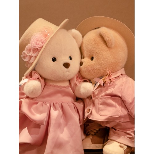 Авторская мягкая игрушка Lina Медведь молочный Сладкая парочка в костюме M (±30 см) Авторская мягкая игрушка Lina Медведь молочный Сладкая парочка в костюме M (±30 см)