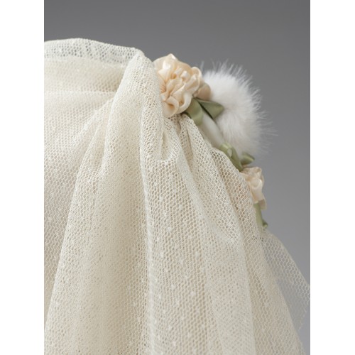 Авторская мягкая игрушка Lina Медведь белый в Винтажном платье невесты M (±30 см) Авторская мягкая игрушка Lina Медведь белый в Винтажном платье невесты M (±30 см)